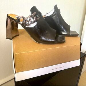 Ninety Union Ryder Square Toe Metal Heel Chain Sandal Black Size 8- Like New!